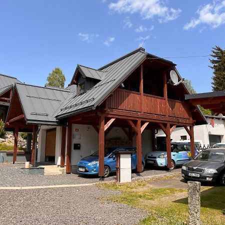 Hofberg Apartman Nove Hamry Bagian luar foto