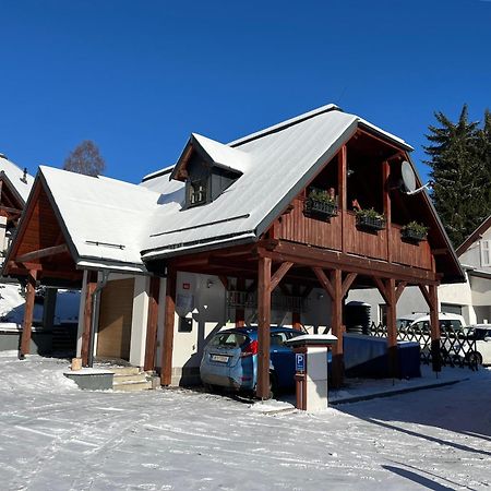 Hofberg Apartman Nove Hamry Bagian luar foto