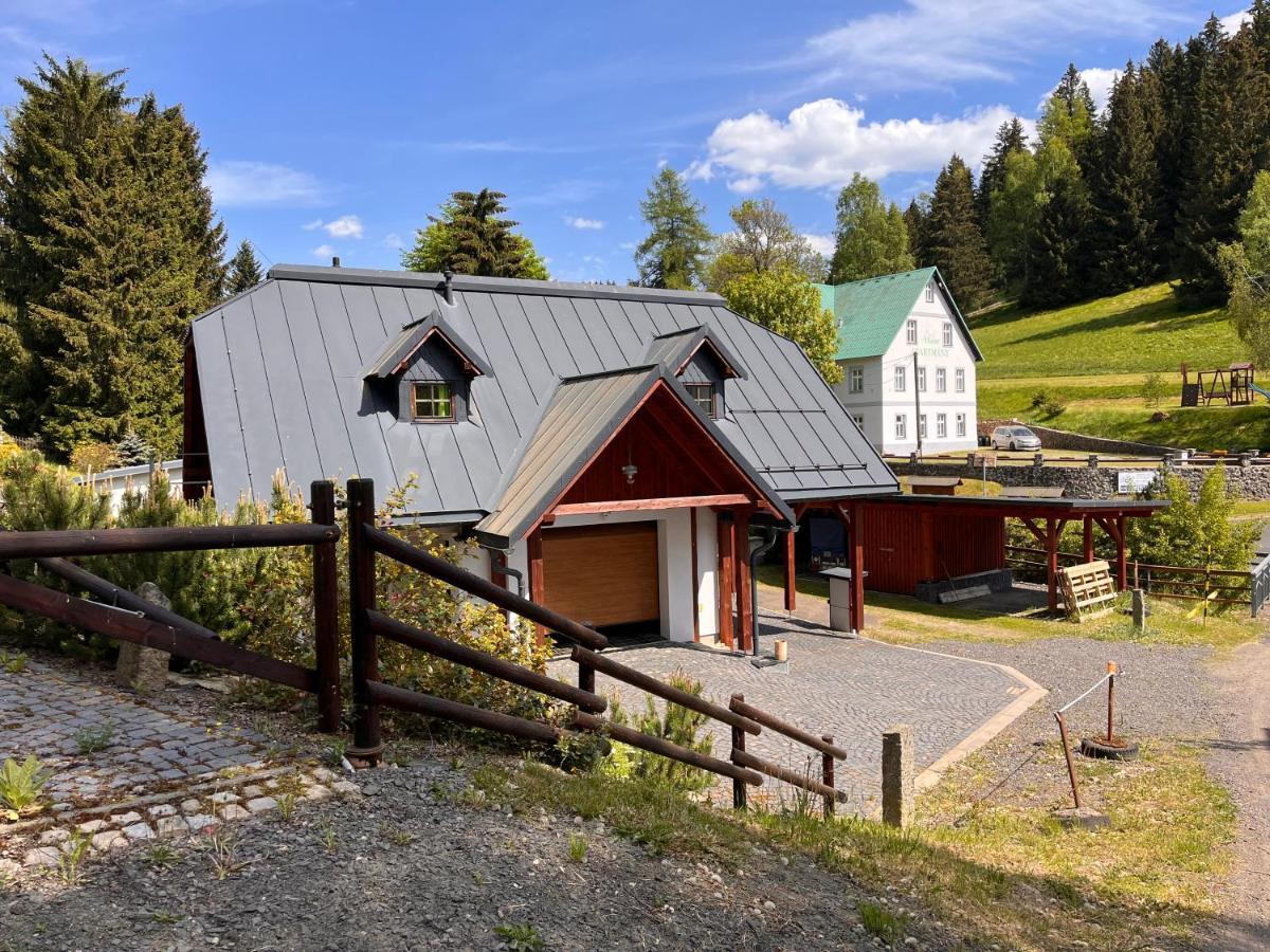 Hofberg Apartman Nove Hamry Bagian luar foto